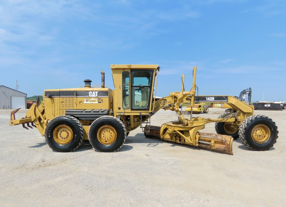 Motor graders and compactors